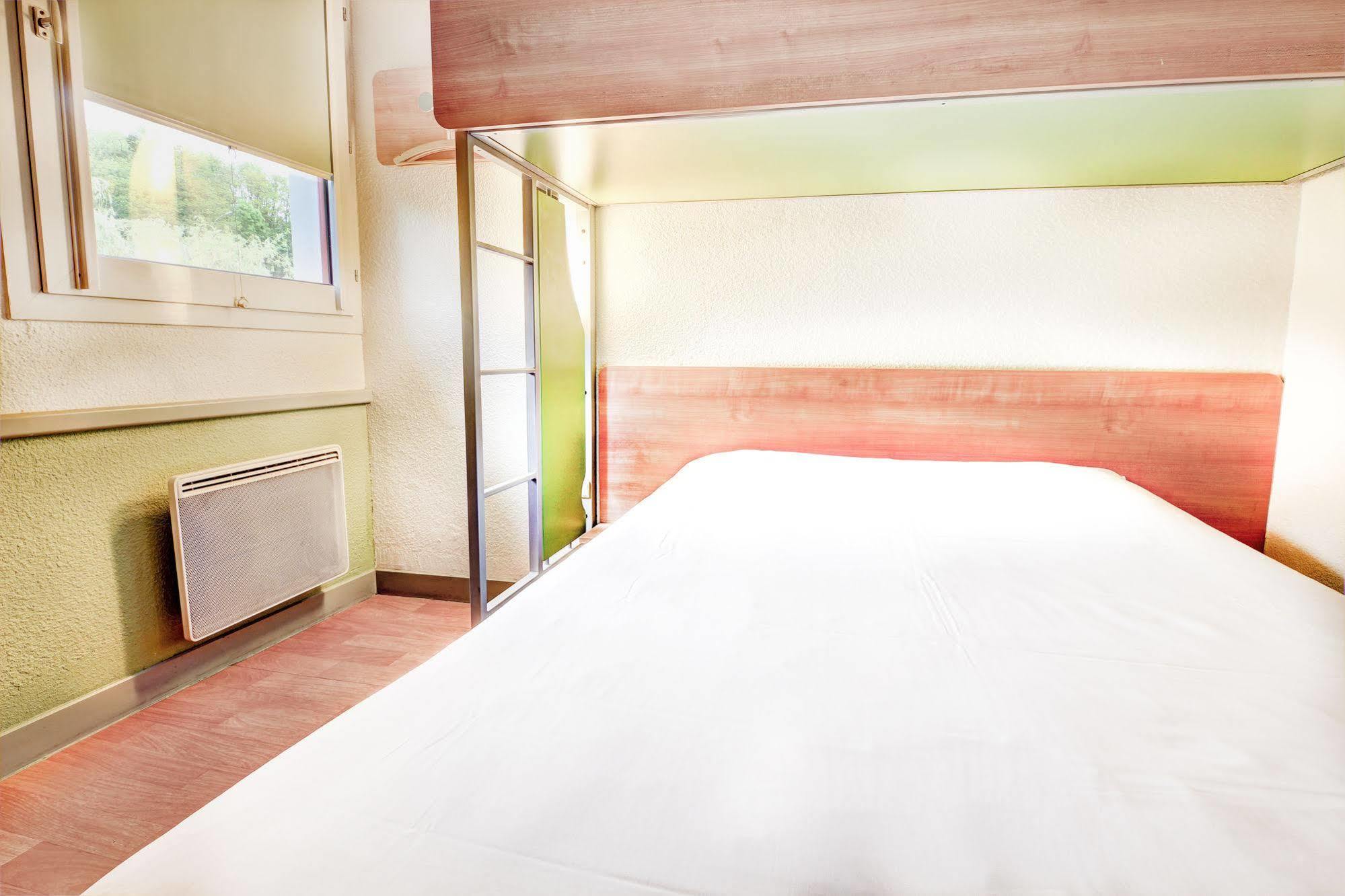 Ibis Budget Chateaudun Exterior photo